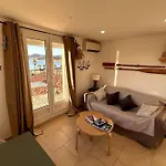 Apartment Balcon Des Iles D'or - T2 Seafront Historic Center