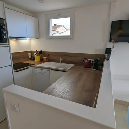 Balcon Des Iles D'or - T2 Seafront Historic Center 아파트 *