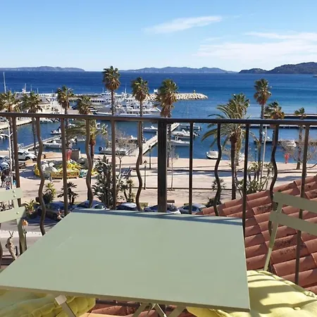 Balcon Des Iles D'or - T2 Seafront Historic Center * Le Lavandou