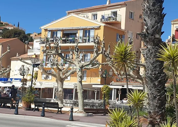 Balcon Des îles D'or - T2 Seafront Historic Center *
